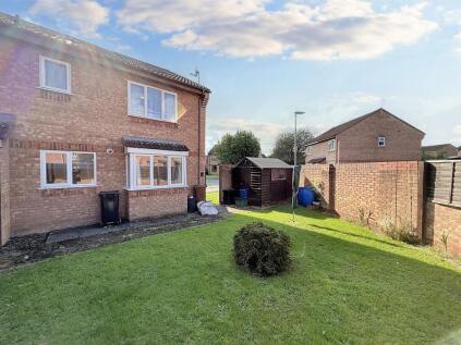 Trickey Close, Tiverton, EX16