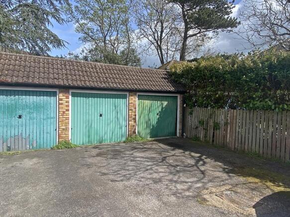 garage.jpg