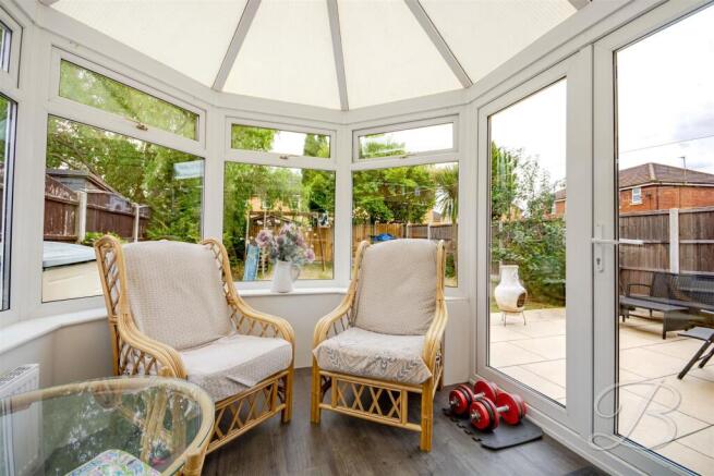 3 bed Link Detached House for sale Image 12
