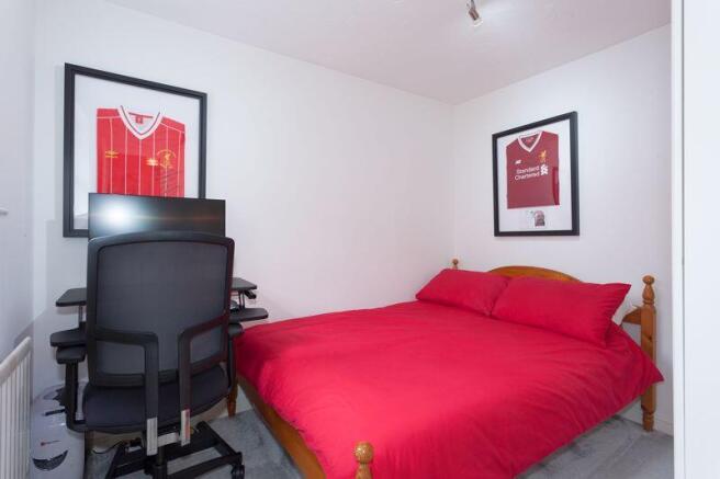 BEDROOM 2
