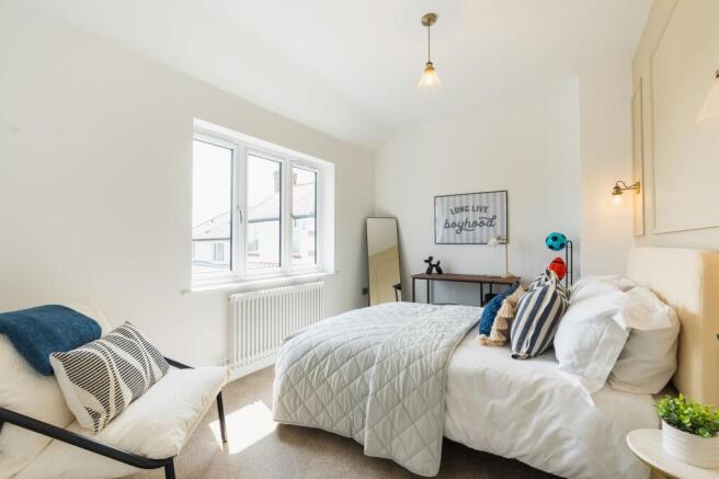 4 bed Semi-Detached for sale Image 7