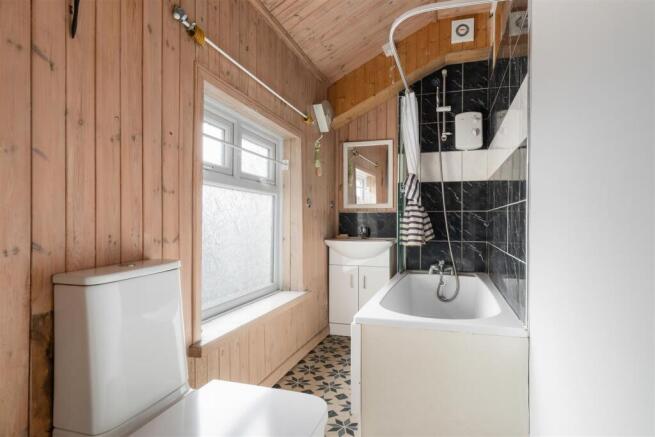 4 bed Terraced for sale Image 10
