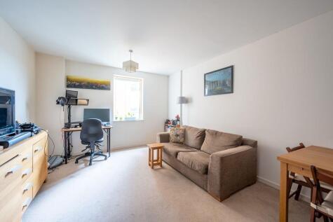 Westgate House, Isleworth, TW7