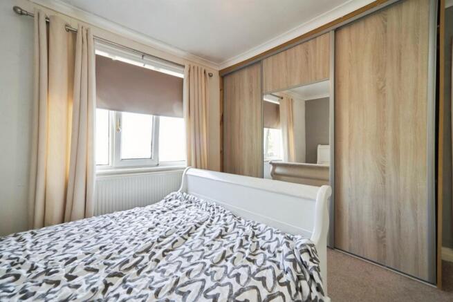 3 bed Semi-Detached for sale Image 10