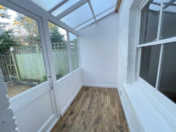 SUN ROOM
