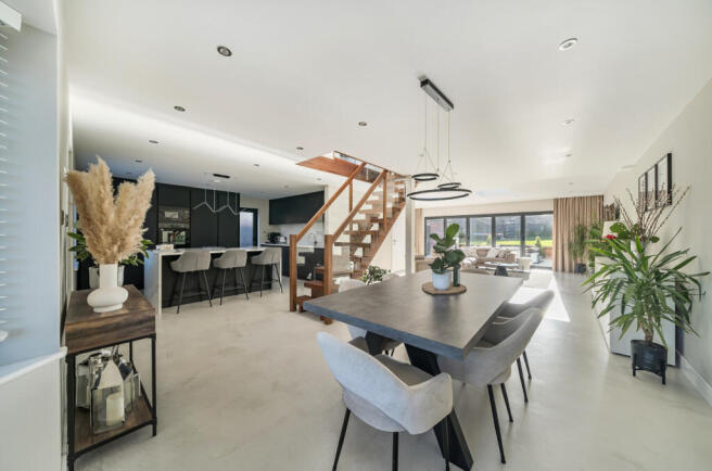 1396049-11-695e62...