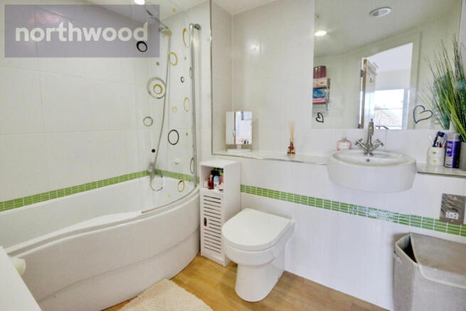 2 bed Flat for sale Image 10