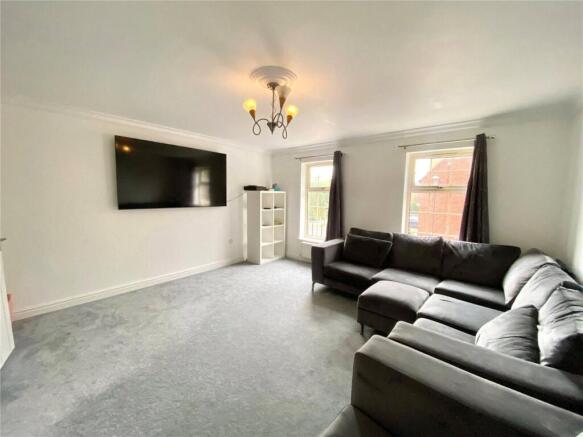 4 bed Town House for sale Image 4