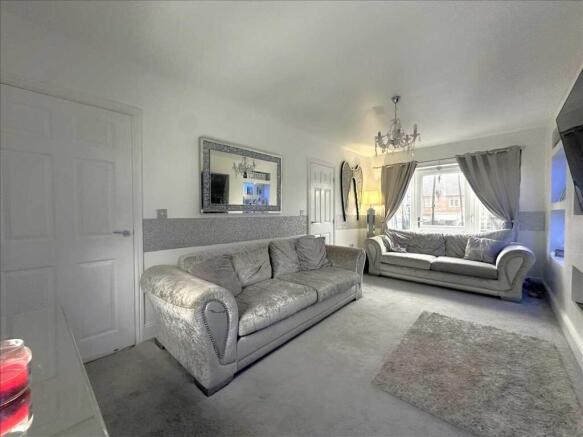 3 bed House for sale Image 8