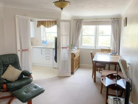 Showing how it looks furnished