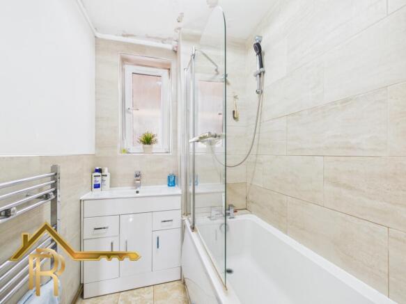 CAM03016G0-PR0084-STILL013