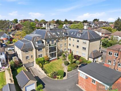 Manor Road, Chigwell, Essex, IG7