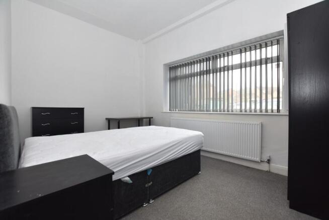 Room 1 (2).jpg