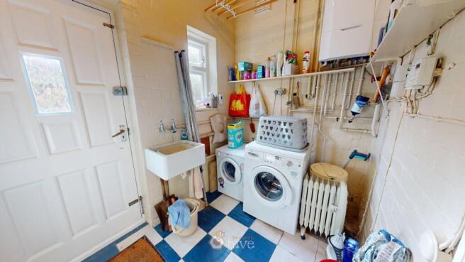 4 bed Detached for sale Image 12
