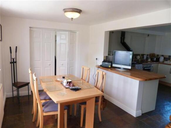BREAKFAST ROOM
