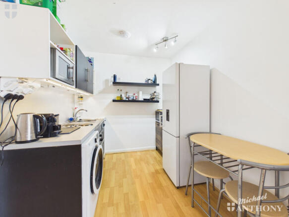 00689c33994a484bb9f5c7a4b136e21e_80_CAM03852G0-PR0