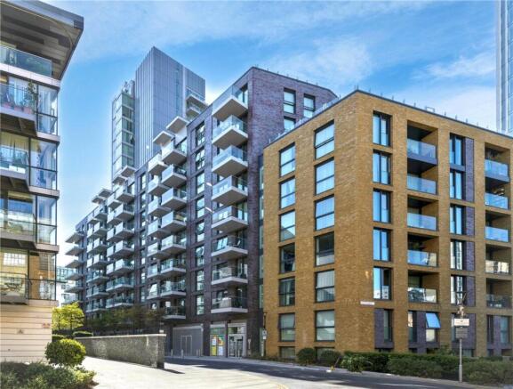 2 Bedroom Flat in E1 8ZD