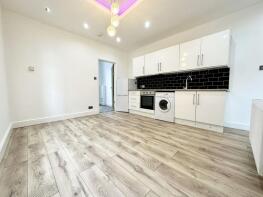 Flat 7, 44, Wimborne Road, Bournemouth BH3 7AD