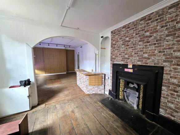 59 Northgate Street - Shop2.jpg