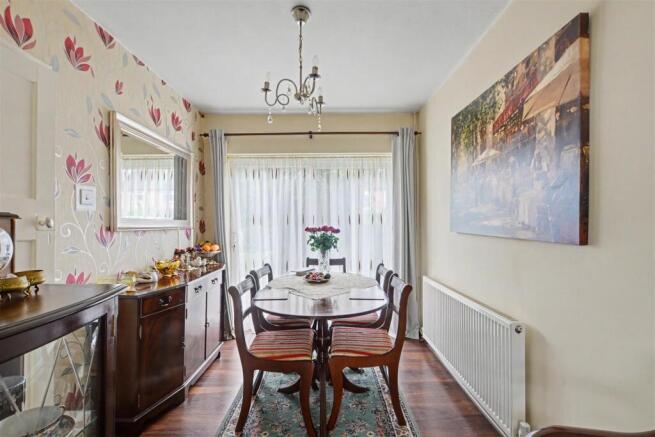 Dining Room_1.jpeg