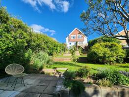 47, Ashurst Avenue, Brighton BN2 8DR
