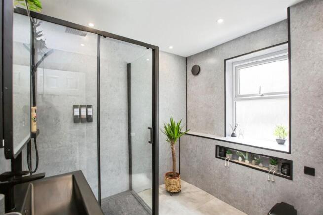 3 bed End of Terrace for sale Image 5