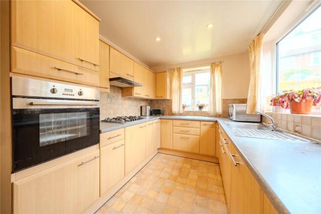 3 bed Semi-Detached for sale Image 5