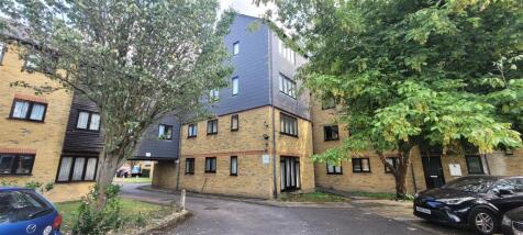 Greenford Avenue, Hanwell