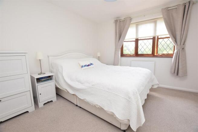 bed1.JPG