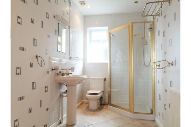 Jack & Jill En-suite