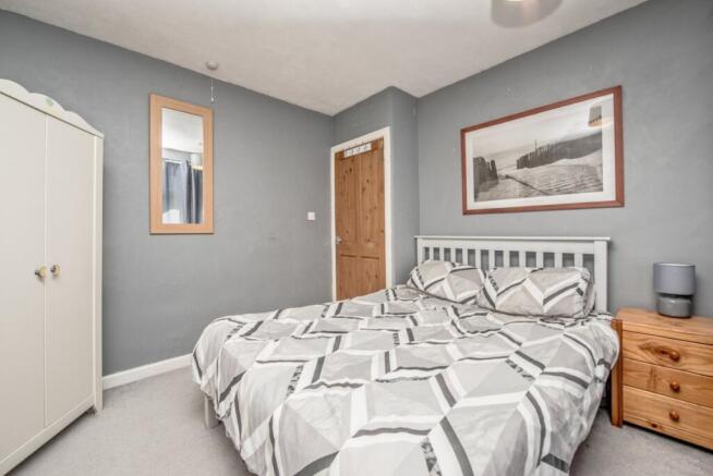 3 bed Semi-Detached for sale Image 8