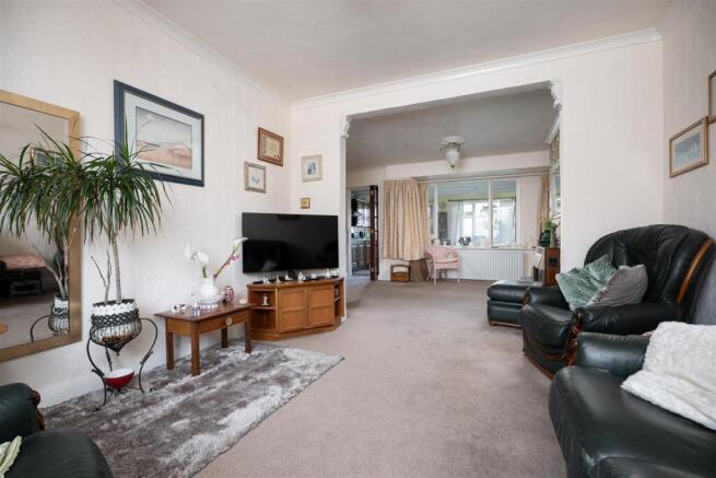 Living/Dining Room