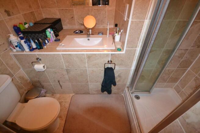 ENSUITE SHOWER ROOM