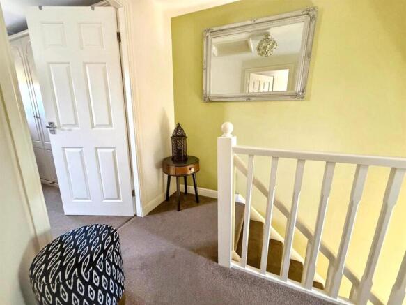 2 bed Terraced for sale Image 10