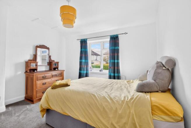 4 bed Semi-Detached for sale Image 9