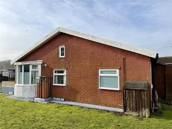 2 bed Bungalow for sale Image 12