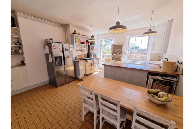 Kitchen/Dining Room