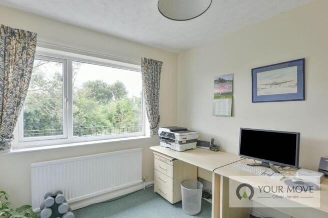 Double Bedroom / Study