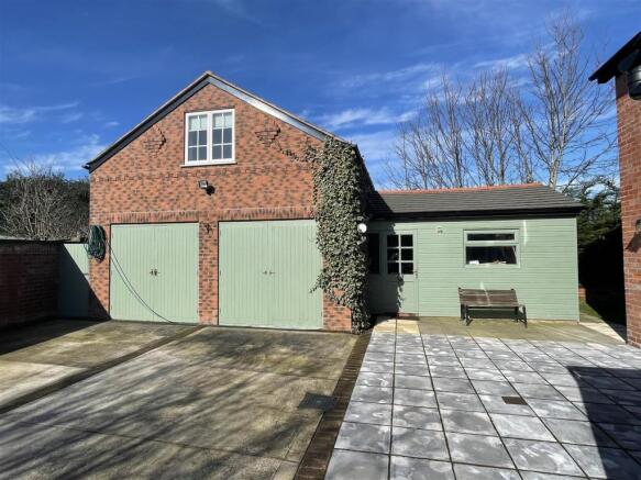 GARAGES