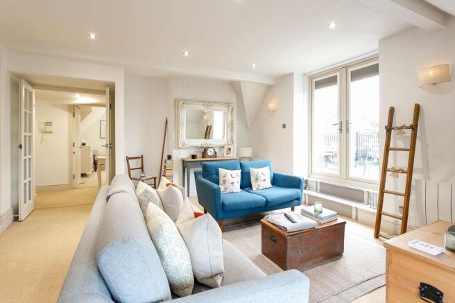 3 bed Apartment for sale Image 10