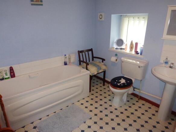 Photo 5