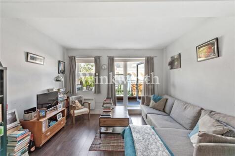 High Road, London, N17