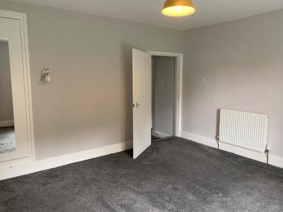 Bedroom One b.jpg