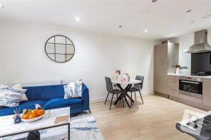 Flat 1a, Priory Court, Bournebrook Grove, Romford RM7 0GY