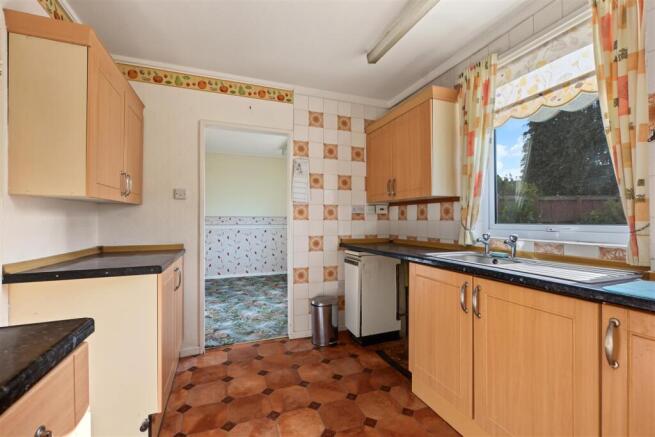 Kitchen_3.jpeg
