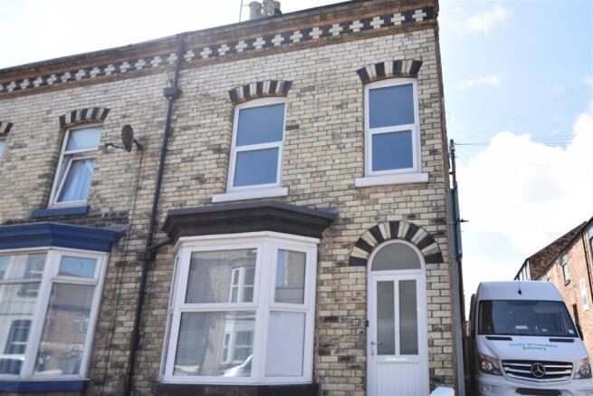 3 bed Terraced to rent in scarborough