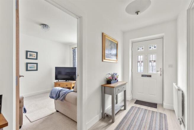 4 bed Detached for sale Image 9