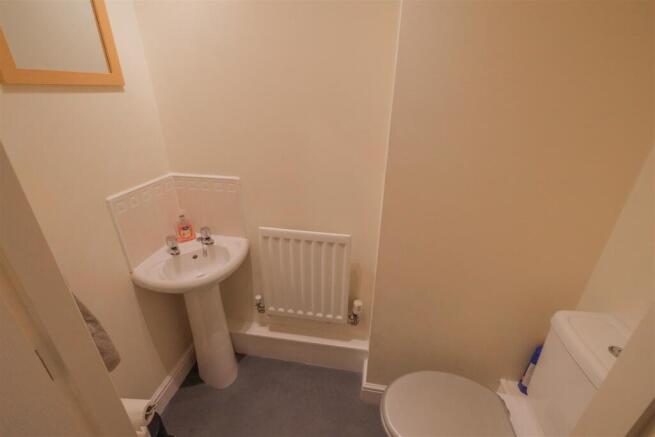 4 bed Town House for sale Image 10