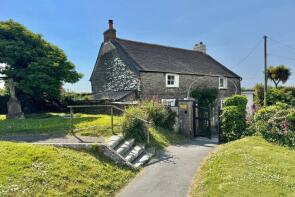 Bell Cottage, Churchtown, B3276 Between Trewithen Lane And Harlyn Road, St Merryn, Padstow PL28 8ND