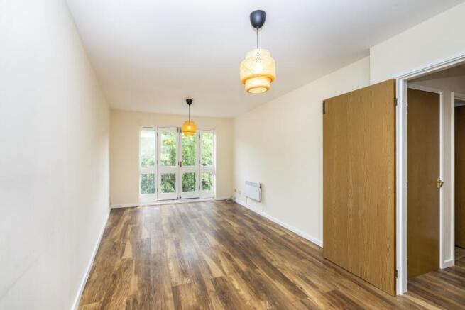 Living Room (2)